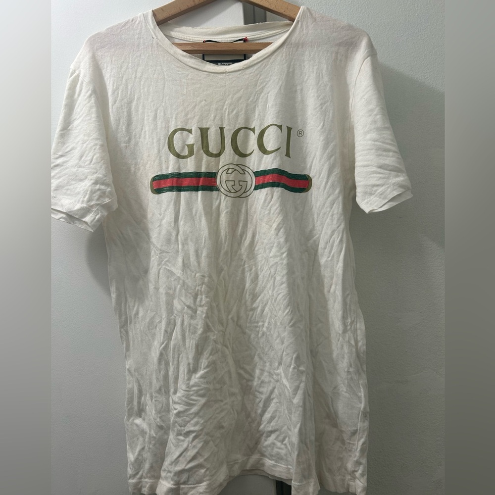 Gucci logo t shirt